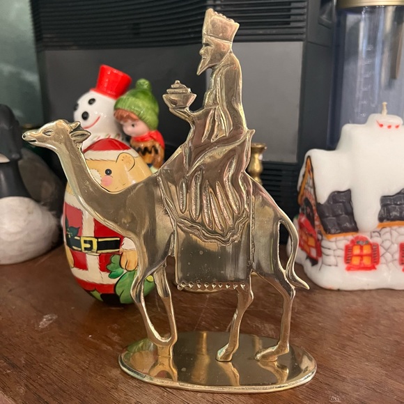 Vintage Brass Wiseman Nativity Figure Camel mcm - Picture 1 of 9